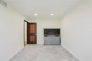 10721 Crockett, Los Angeles, CA 91352 - Photo 40
