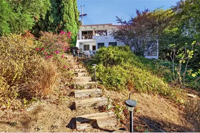 1459 Marion Dr, Glendale, CA 91205 - Photo 30