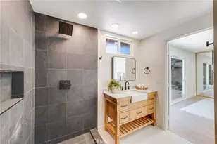 9257 La Shell Dr, Tujunga, CA 91042 - Photo 22