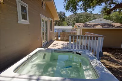 9819 Haines Canyon, Tujunga, CA 91042 - Photo 32
