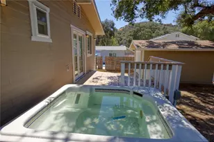 9819 Haines Canyon, Tujunga, CA 91042 - Photo 32