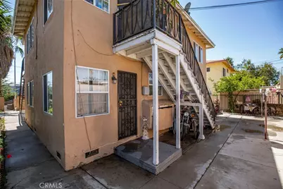 11153 Sherman, Los Angeles, CA 91352 - Photo 6