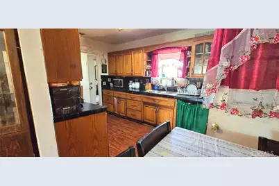 2370 Marquette Avenue, Pomona, CA 91766 - Photo 12
