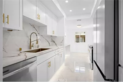 1401 Valley View Road #329, Glendale, CA 91202 - Photo 4