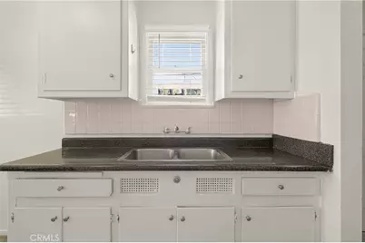 113 E 214th, Carson, CA 90745 - Photo 8