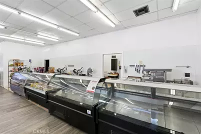 6744 Lankershim Boulevard, North Hollywood, CA 91606 - Photo 12