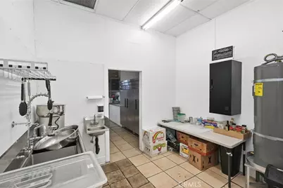 6744 Lankershim Boulevard, North Hollywood, CA 91606 - Photo 16
