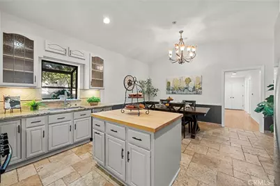 8617 Forsythe Street, Sunland, CA 91040 - Photo 6