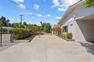 8617 Forsythe St, Sunland, CA 91040 - Photo 2