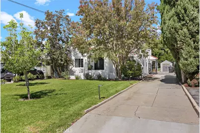 813 Mountain View, Altadena, CA 91001 - Photo 2