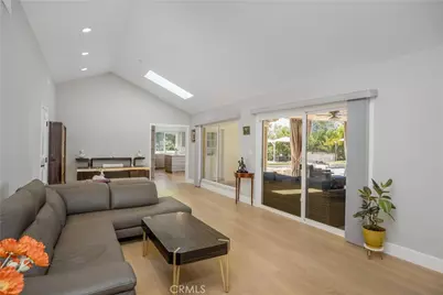 3851 Karen Lynn Drive, Glendale, CA 91206 - Photo 22