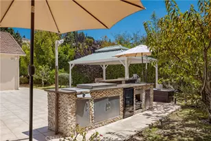 3851 Karen Lynn Dr, Glendale, CA 91206 - Photo 42