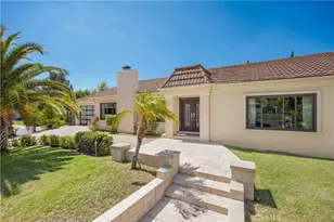 3851 Karen Lynn Dr, Glendale, CA 91206 - Photo 4