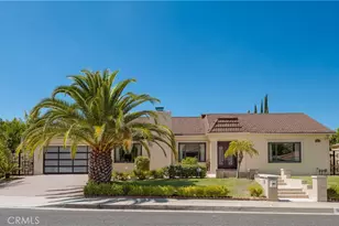 3851 Karen Lynn Dr, Glendale, CA 91206 - Photo 2