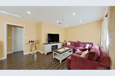 5633 Denny, North Hollywood, CA 91601 - Photo 4