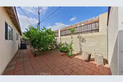 5633 Denny, North Hollywood, CA 91601 - Photo 14