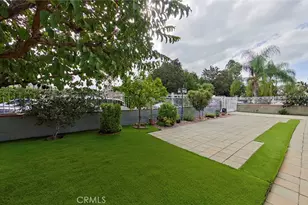 5633 Denny, North Hollywood, CA 91601 - Photo 6