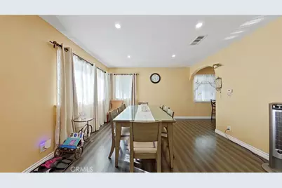 5633 Denny, North Hollywood, CA 91601 - Photo 20