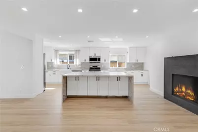 15043 Tuba, Los Angeles, CA 91345 - Photo 16