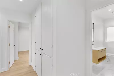 15043 Tuba, Los Angeles, CA 91345 - Photo 26