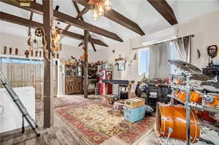 10392 Cima Mesa Rd, Juniper Hills, CA 93543 - Photo 28