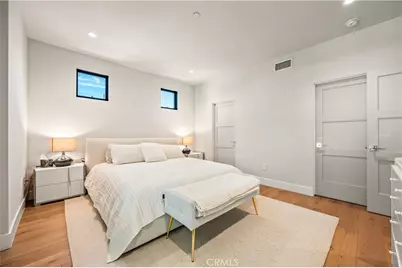 10612 Bloomfield Street, Toluca Lake, CA 91602 - Photo 24