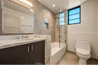 10612 Bloomfield Street, Toluca Lake, CA 91602 - Photo 22
