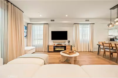 10612 Bloomfield Street, Toluca Lake, CA 91602 - Photo 16