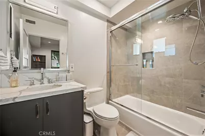 10612 Bloomfield Street, Toluca Lake, CA 91602 - Photo 6
