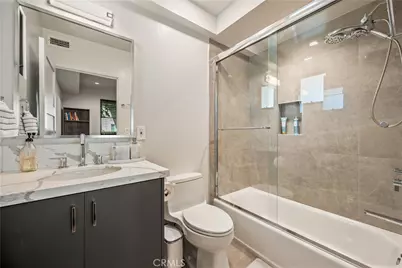 10612 Bloomfield Street, Toluca Lake, CA 91602 - Photo 6