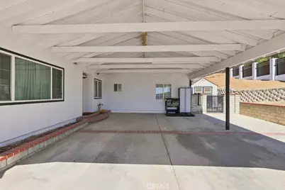 13067 Azores, Los Angeles, CA 91342 - Photo 32