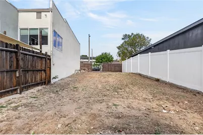 9939 Commerce Avenue, Tujunga, CA 91042 - Photo 28