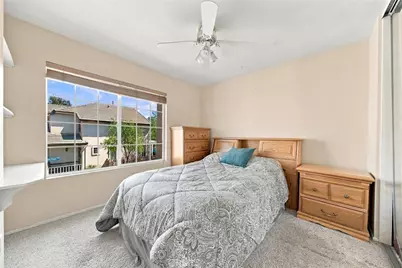 27123 Saddlepeak Trail, Valencia, CA 91354 - Photo 20