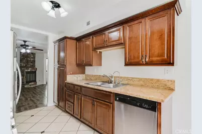 13825 Beaver Street #32, Sylmar, CA 91342 - Photo 22