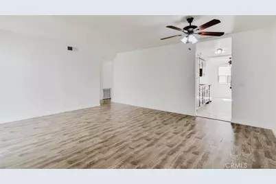 13825 Beaver Street #32, Sylmar, CA 91342 - Photo 4