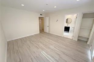 10894 Olinda St, Los Angeles, CA 91352 - Photo 16