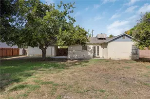8034 Yolanda, Reseda, CA 91335 - Photo 4