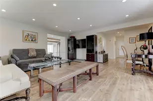6911 Valmont St, Tujunga, CA 91042 - Photo 10