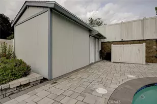 6911 Valmont St, Tujunga, CA 91042 - Photo 38