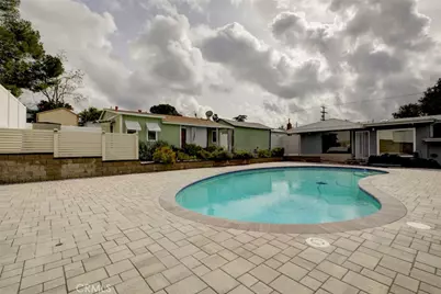 6911 Valmont Street, Tujunga, CA 91042 - Photo 36