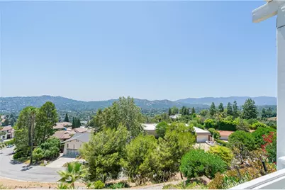 444 Meadowview Drive, La Canada Flintridge, CA 91011 - Photo 60