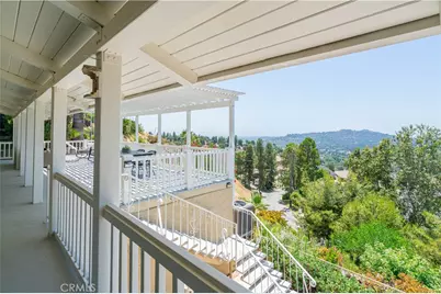 444 Meadowview Drive, La Canada Flintridge, CA 91011 - Photo 52