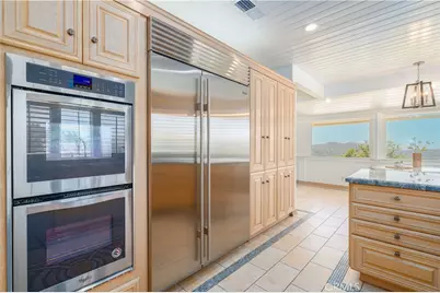 444 Meadowview Drive, La Canada Flintridge, CA 91011 - Photo 16