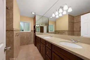 1011 Matilija, Glendale, CA 91202 - Photo 32