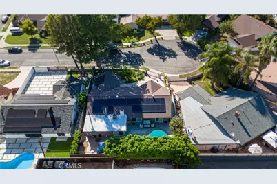 8340 Gladbeck, Northridge, CA 91324 - Photo 2