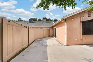 12418 Bradford, Granada Hills, CA 91344 - Photo 52