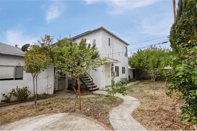729 E Providencia, Burbank, CA 91501 - Photo 30