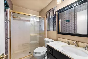 723 E Tujunga Ave, Burbank, CA 91501 - Photo 56