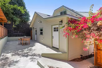 5850 Burwood Ave, Los Angeles, CA 90042 - Photo 30