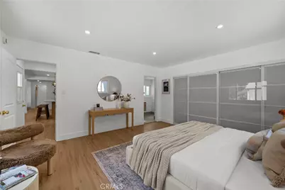 17439 Donmetz, Granada Hills, CA 91344 - Photo 32
